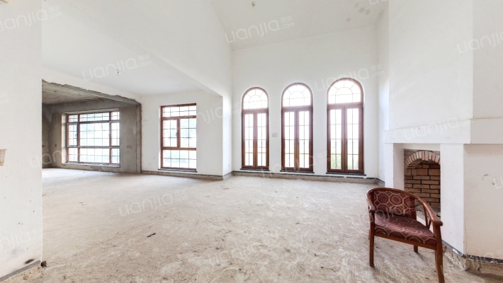 万科兰乔圣菲二手房实景图