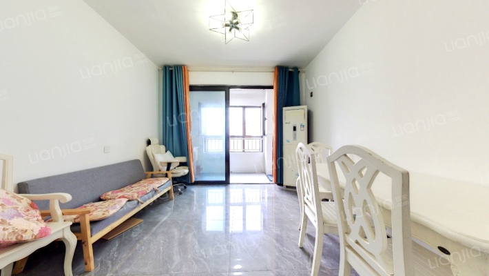 东方文荟苑四区二手房实景图