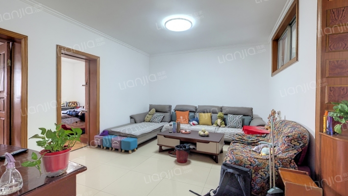 政法小区二手房实景图