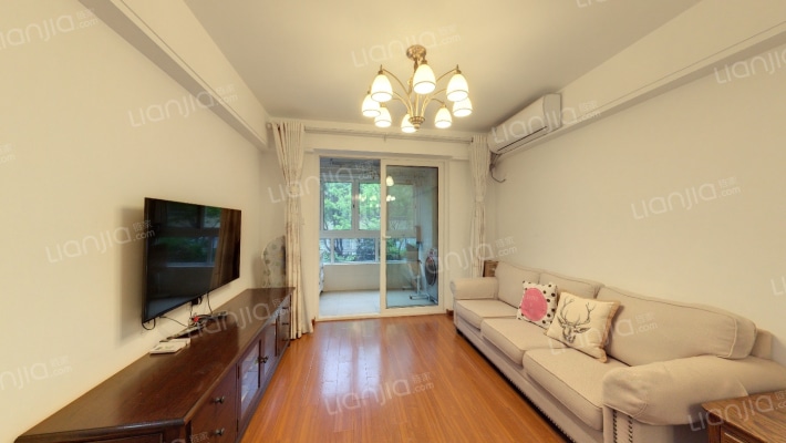 雍荣华庭东区二手房实景图