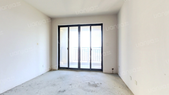 东南邻里生活广场二手房实景图