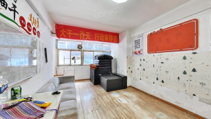 省幼师宿舍二手房实景图