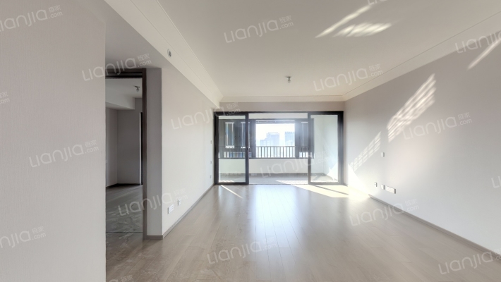 观山隐秀二手房实景图