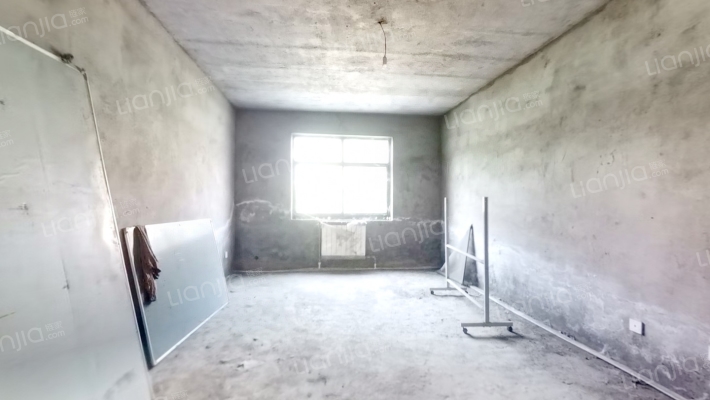 维也纳新城二手房实景图