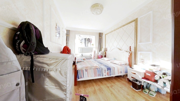 桦树街二手房实景图