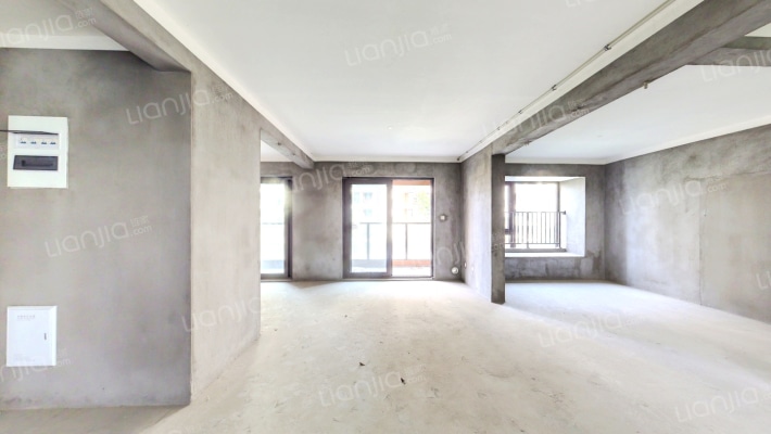 卓越大发·蔚蓝云图二手房实景图