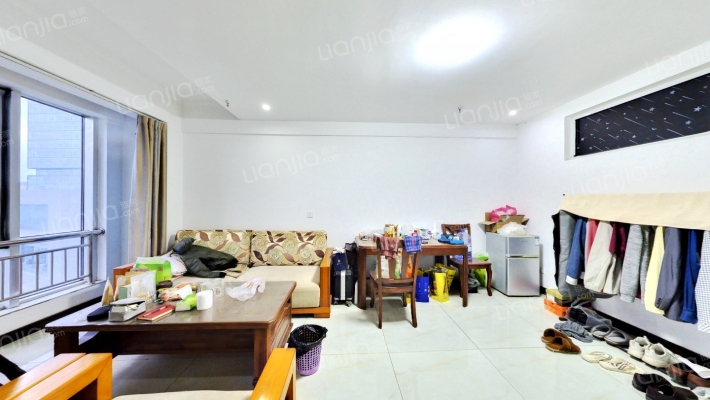 天山壹方中心二手房实景图