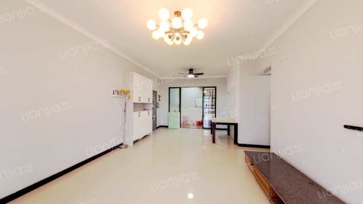 盈翠豪园二手房实景图