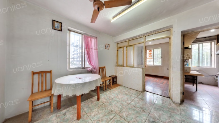 龙西新村缥缈苑二手房实景图