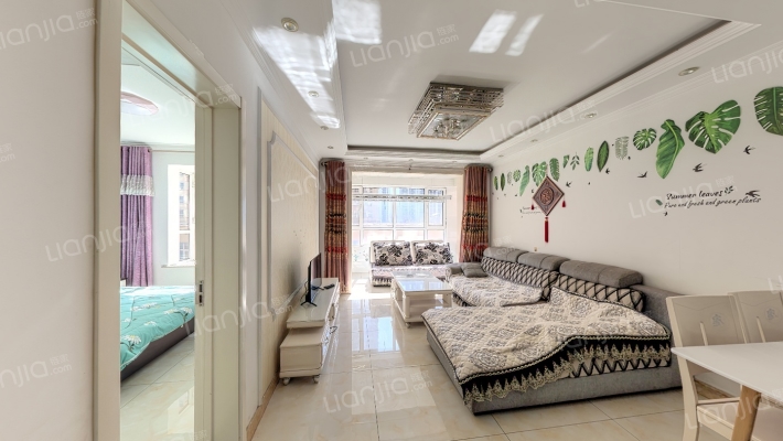 金色维也纳滨河小区二手房实景图