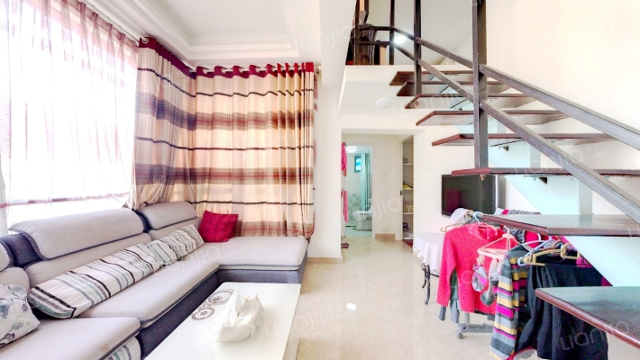 曼哈顿一期二手房实景图