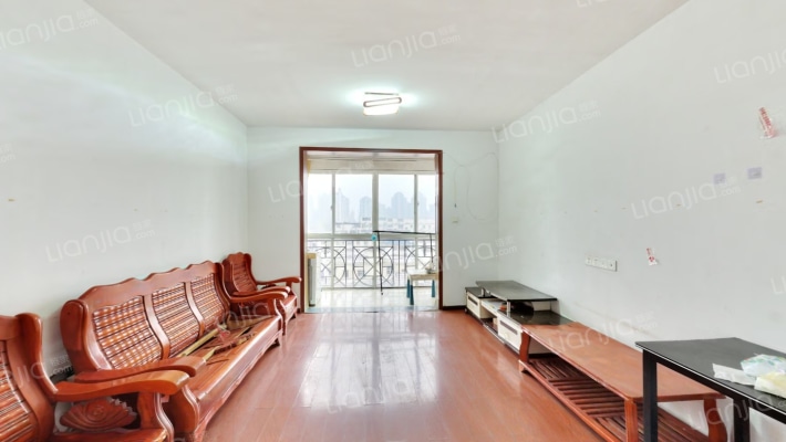 卫东花园二期二手房实景图