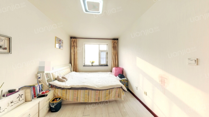 万盛理想国高迪花园二手房实景图