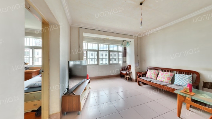 梁源小区五组团二手房实景图