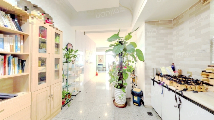 利嘉大广场西塔楼二手房实景图