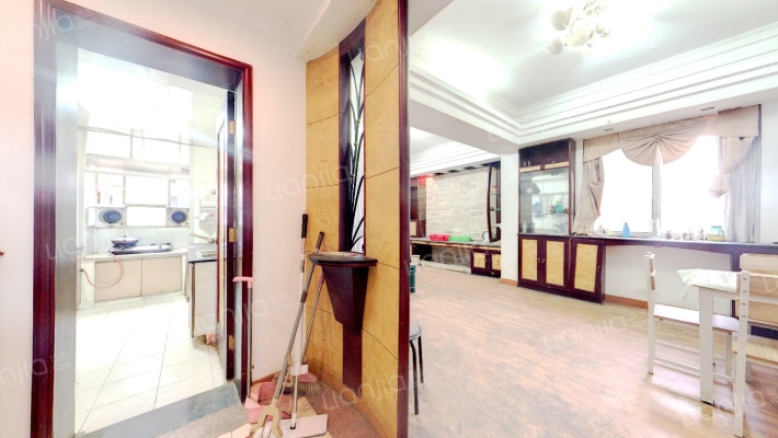 中百宿舍二手房实景图