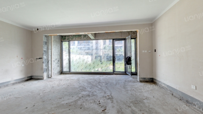 保利科创紫荆阁三期二手房实景图