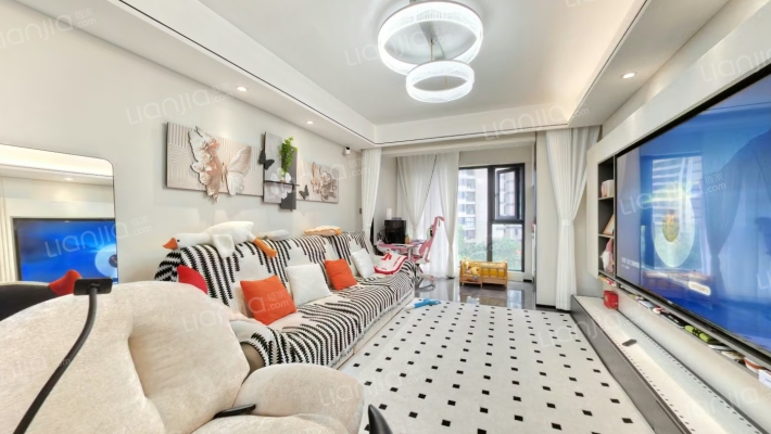 保利锦上二手房实景图