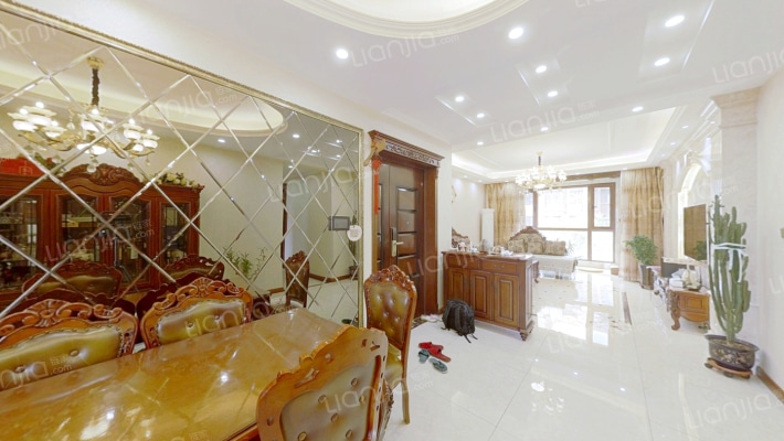 藏珑白塔湾里二手房实景图