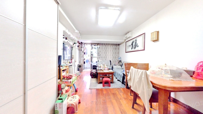 锦秀新村二手房实景图