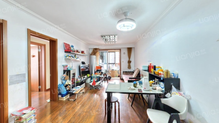 万科蓝山一期二手房实景图