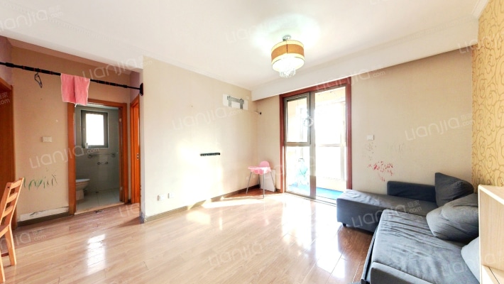 大连天地悦翠台二期二手房实景图