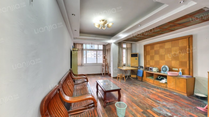 万松小区二手房实景图