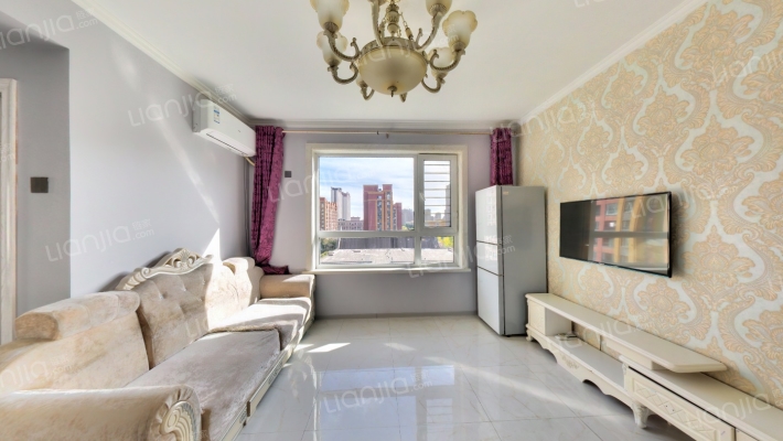 卓扬北湖湾B区二手房实景图