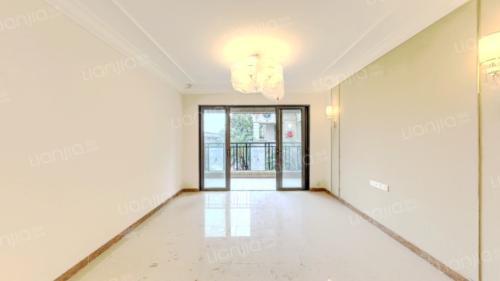 防城港恒大悦珑湾二手房实景图