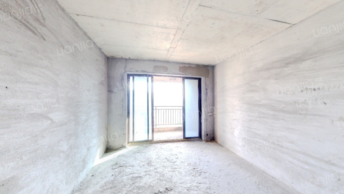 朝南维港新天地二手房实景图