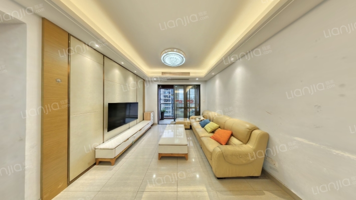 泷景五期二手房实景图