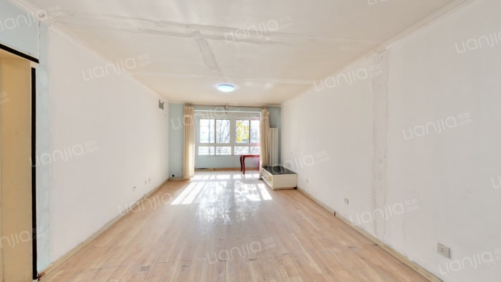 龙锦苑东二区二手房实景图