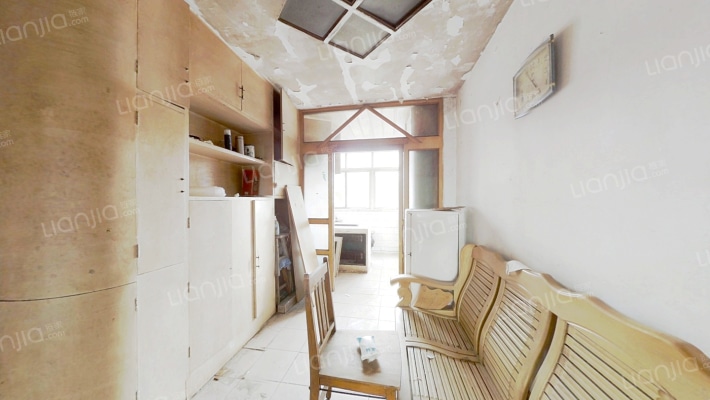 煤医里二手房实景图