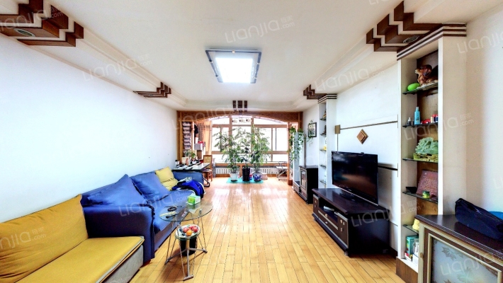 体苑南小区二手房实景图