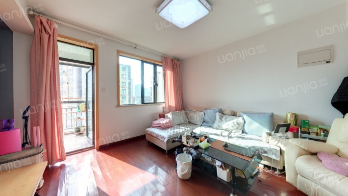 嘉业阳光假日三期二手房实景图