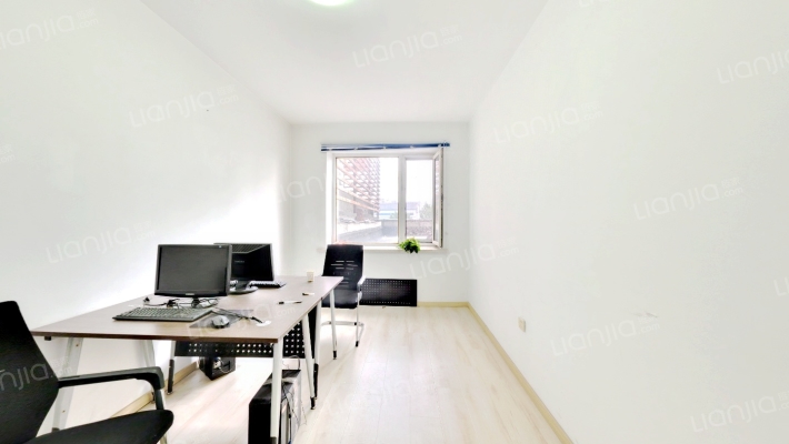 中浩华尔街二手房实景图