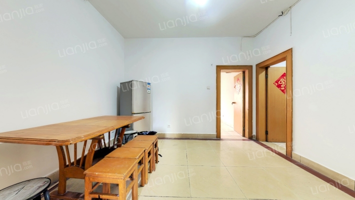 迎宾南路花园小区二手房实景图