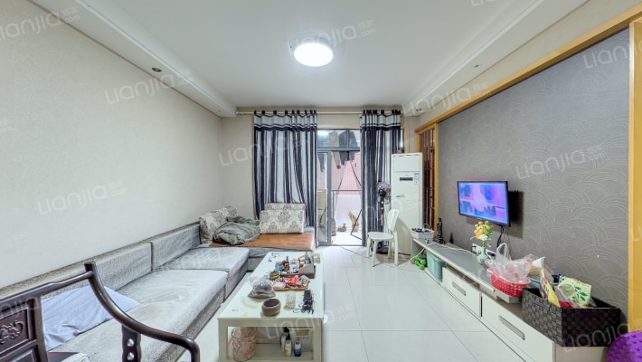 宝嘉江枫美岸小区二手房实景图