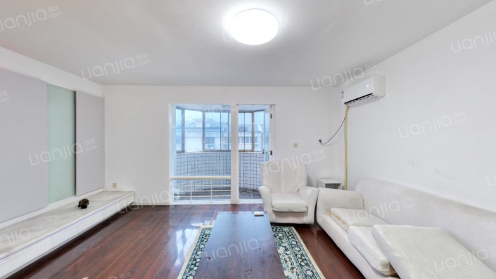 科教新村二手房实景图