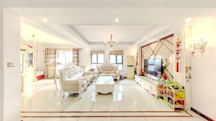 复地温莎堡红阁二手房实景图