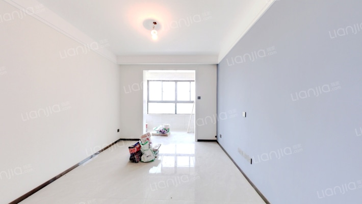 华地翡翠公园二手房实景图