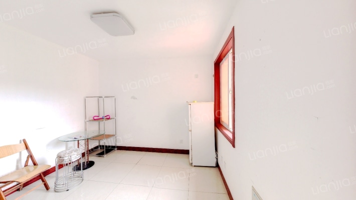 和达雅苑B区二手房实景图