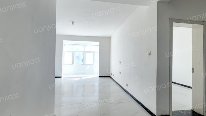 仁和家园东区二手房实景图