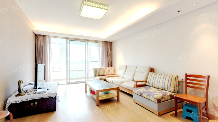 金色国际公寓二手房实景图