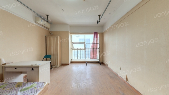 克拉公寓二手房实景图