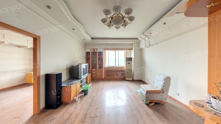 沛丰大厦二手房实景图