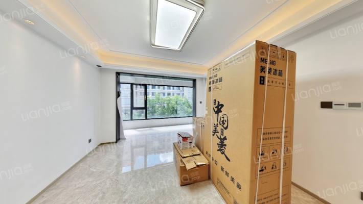 美的爱情云筑二手房实景图