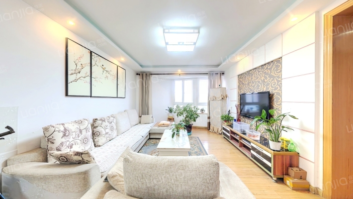 锦和苑东区二手房实景图