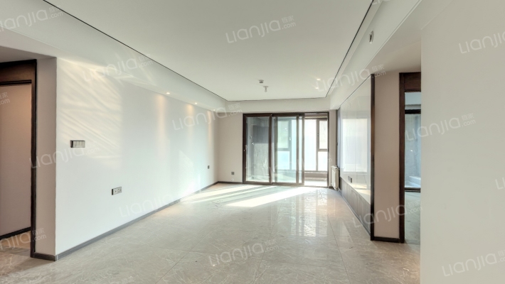 万科荣成兰乔圣菲东区二手房实景图