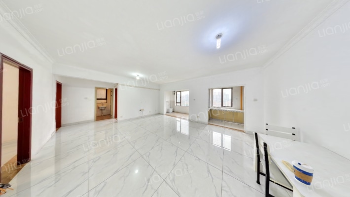 旷远洋湖18克拉二手房实景图